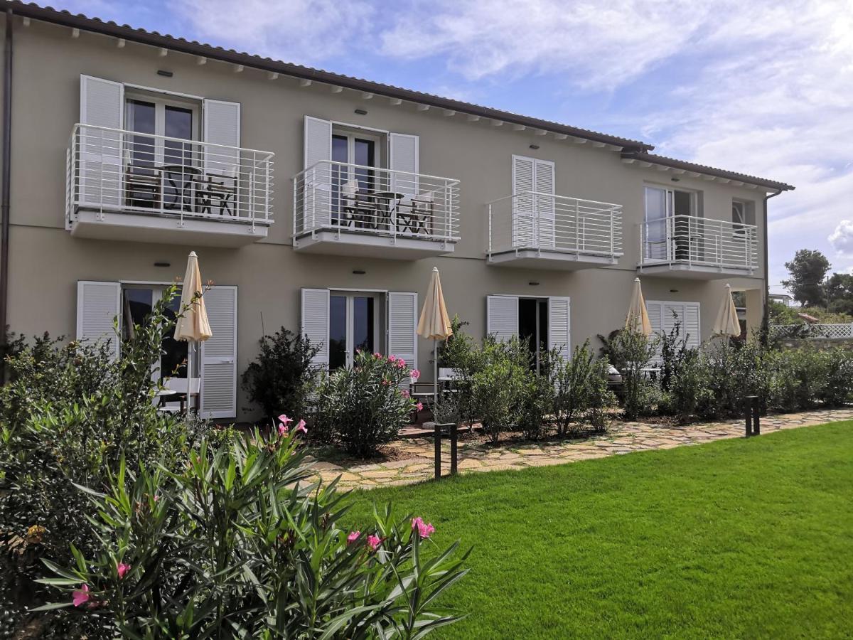 Stile Libero B&B ลาโกนา ภายนอก รูปภาพ