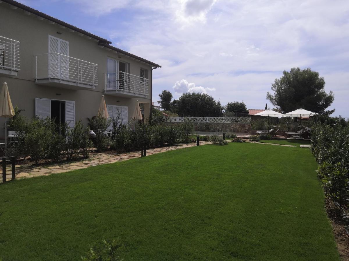 Stile Libero B&B ลาโกนา ภายนอก รูปภาพ