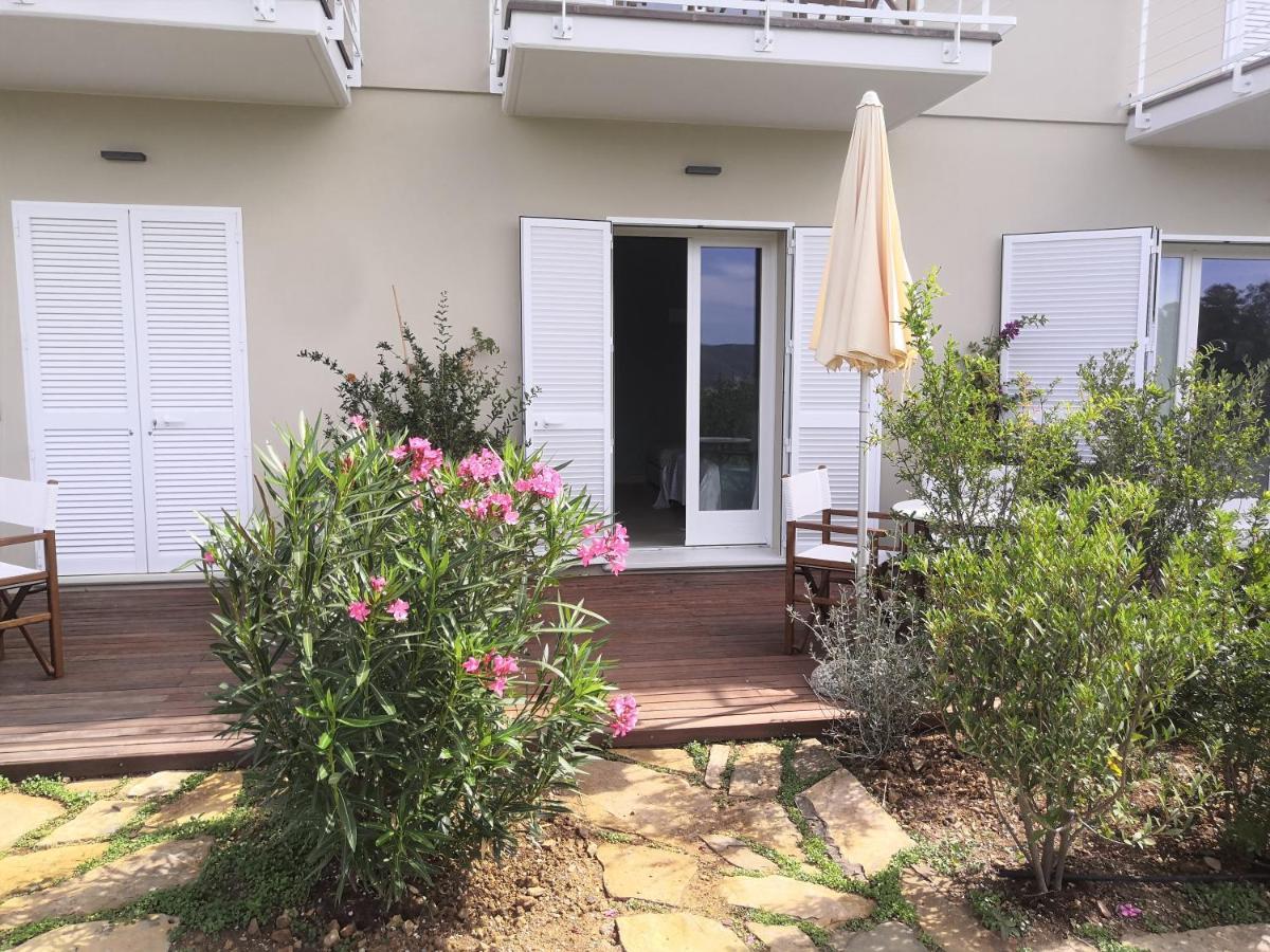 Stile Libero B&B ลาโกนา ภายนอก รูปภาพ