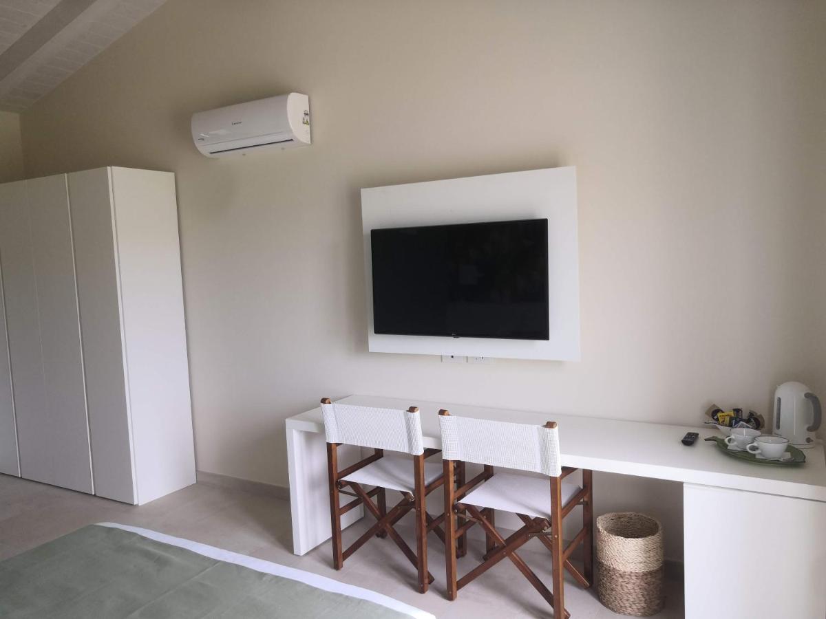 Stile Libero B&B ลาโกนา ภายนอก รูปภาพ